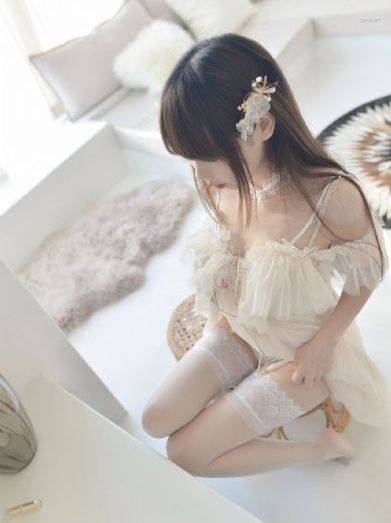美女脱得一光二净免费视频