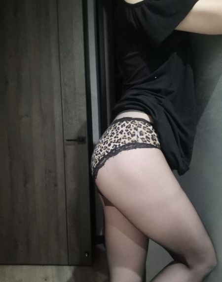 我的嫩模女友中文字幕